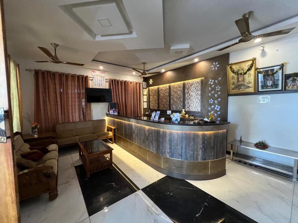 Raja Residency Hotel Alandurai Luaran gambar